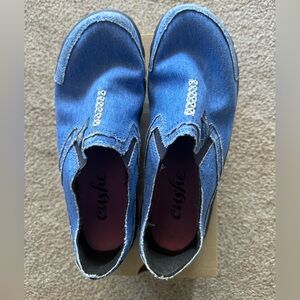 Cushe Blue Tropic Women’s Shoes, size 7